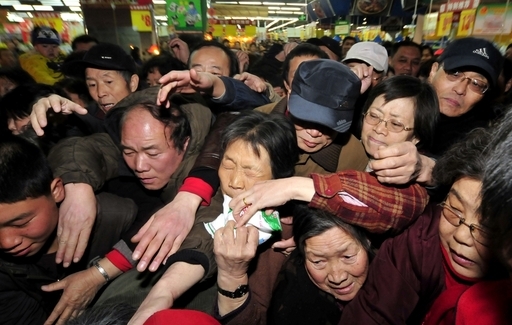 福島原発事故で中国が塩パニック、食塩のヨウ素が被ばく防ぐとデマ