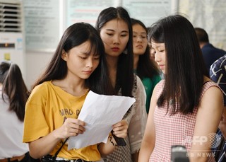 女子学生が匿名で同級生の学費を3年間援助 中国・武漢 女子学生が匿名で同級生の学費を3年間援助 中国・武漢