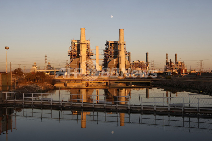 大気中のCO2量が歴史的水準を突破、専門家らが行動を呼びかけ 大気中のCO2量が歴史的水準を突破、専門家らが行動を呼びかけ