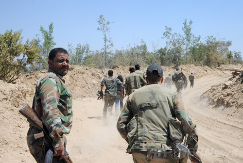 シリア政府軍、武装勢力排除作戦を展開 首都北方の丘陵地帯