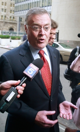 米バンカメ、09年1-3月期は大幅増益 貸倒引当金も急増