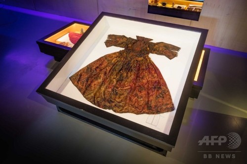 沈没船から見つかった17世紀のドレス公開、オランダ 沈没船から見つかった17世紀のドレス公開、オランダ