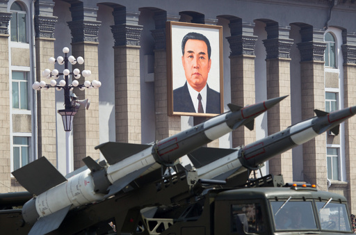 北朝鮮、韓国の連休中にミサイル試射か 日本海に向け3発