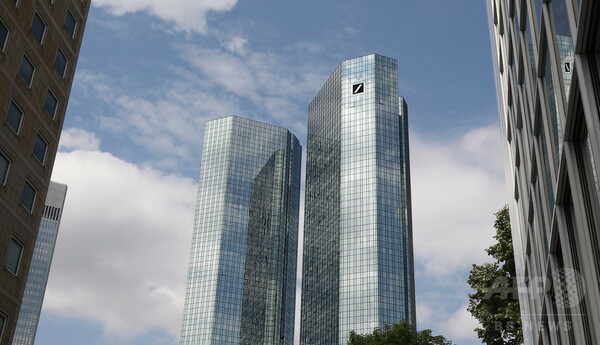 ドイツ銀行、顧客に7200億円を誤送金 報道