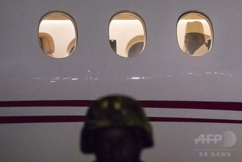 ガンビア前大統領、亡命直前に12.5億円持ち出しか 国庫ほぼ空 ガンビア前大統領、亡命直前に12.5億円持ち出しか 国庫ほぼ空