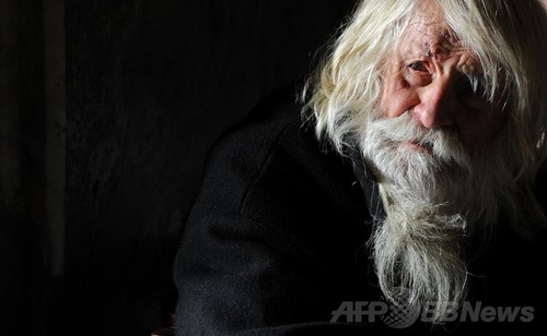 100歳の「生ける聖人」物乞いの全額を寄付 ブルガリア 100歳の「生ける聖人」物乞いの全額を寄付 ブルガリア