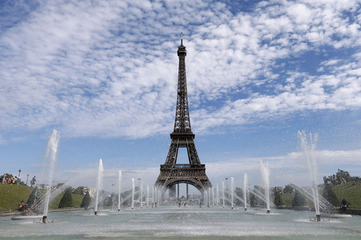 暑かったらパリへいらっしゃい、トロカデロの噴水