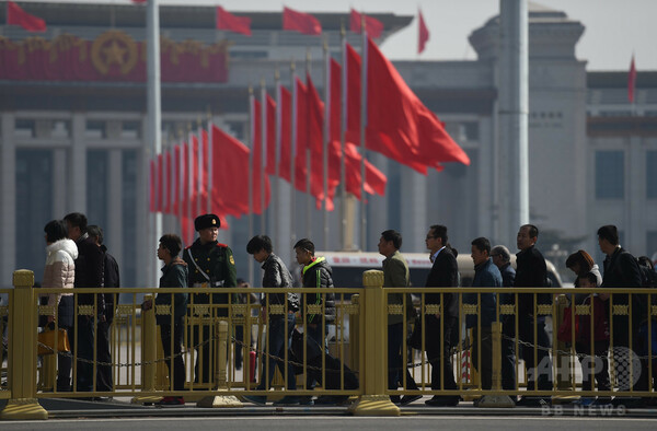 拘束の人権派弁護士が「自白」、中国国営メディア