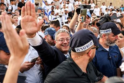 イスラエル極右閣僚、パレスチナ人囚人を指さしながら「テロリストに死刑を」