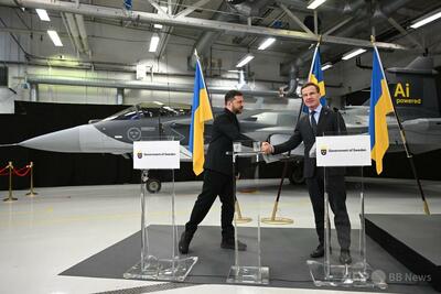 ウクライナ、スウェーデン製戦闘機「グリペン」購入へ 最大150機
