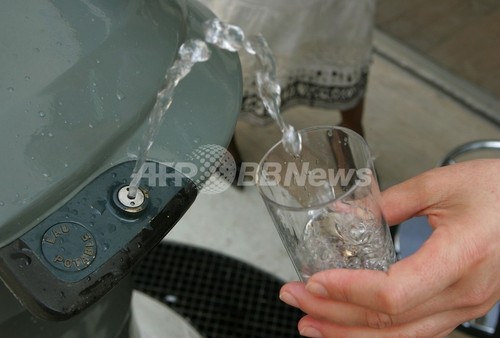 「1日1.5リットルの水が必要」はウソ?医学的根拠なし 米研究報告 「1日1.5リットルの水が必要」はウソ?医学的根拠なし 米研究報告