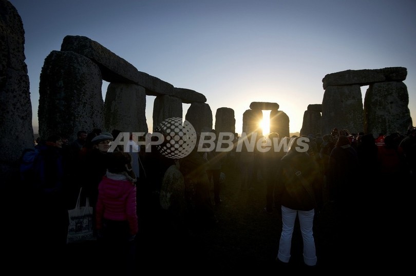 ストーンヘンジは古代の祝宴会場、英研究チーム新説 ストーンヘンジは古代の祝宴会場、英研究チーム新説
