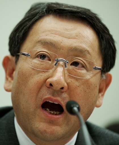 トヨタ社長、米下院公聴会で謝罪