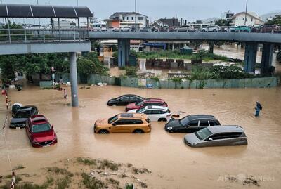 ベトナムで豪雨による洪水 41人死亡