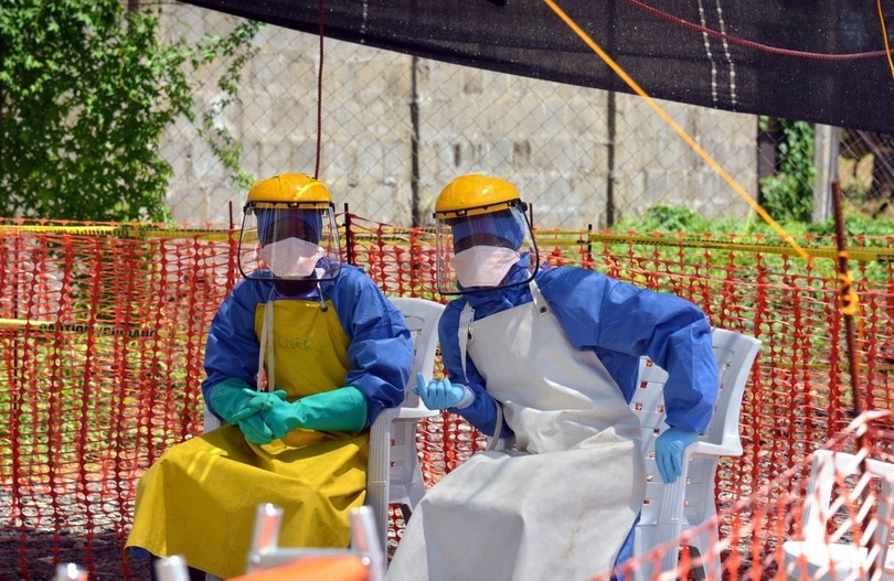 国境なき医師団、エボラ出血熱の回復者が1000人に達したと発表 国境なき医師団、エボラ出血熱の回復者が1000人に達したと発表