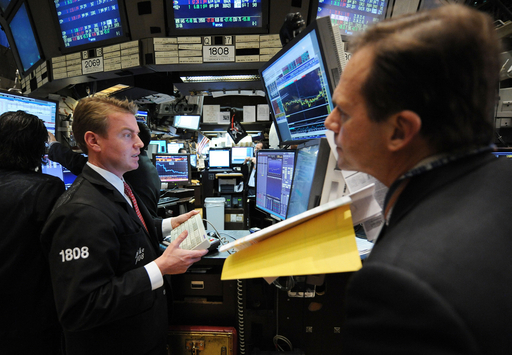 NY株ほぼ3か月ぶりの安値、金融機関安定化策に失望