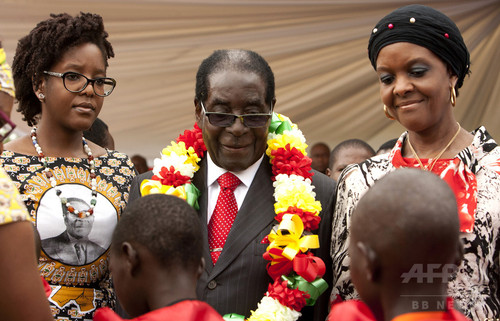 【ジンバブエ】大統領、91歳の豪華な誕生パーティーに批判（写真）（AFPBB）[3/1]