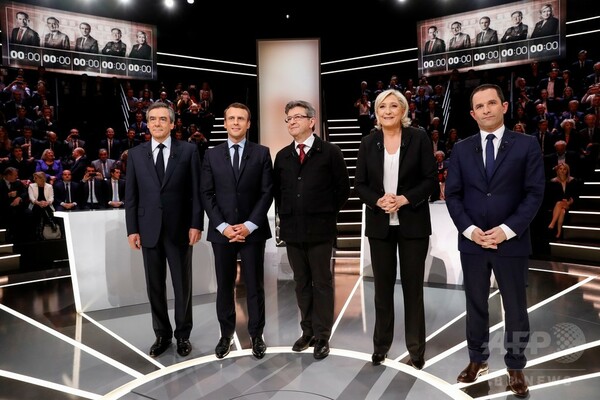 テレビ討論会でルペン氏に集中砲火、仏大統領選