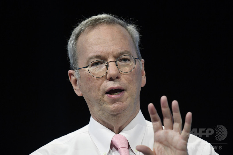グーグル親会社アルファベットのシュミット会長が退任へ、慈善活動など拡大 グーグル親会社アルファベットのシュミット会長が退任へ、慈善活動など拡大