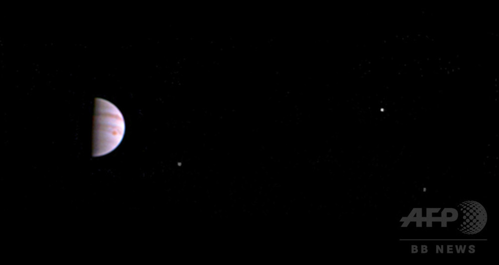 無人探査機「ジュノー」が撮影した木星画像を公開、NASA 写真1枚 国際ニュース：AFPBB News