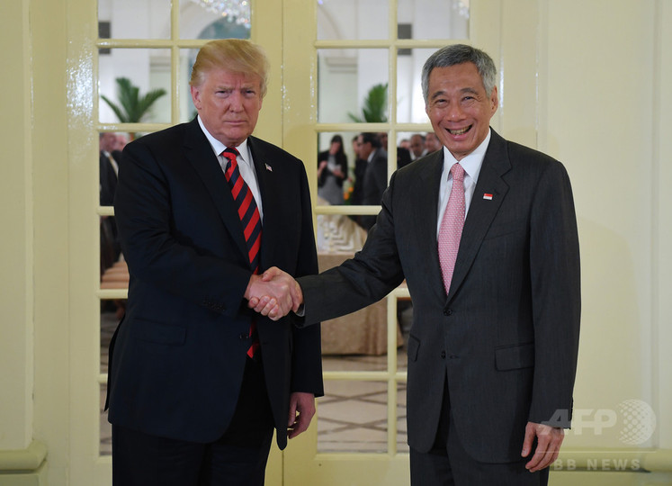 トランプ大統領、シンガポール首相と会談 米朝会談は「うまくいく」 トランプ大統領、シンガポール首相と会談 米朝会談は「うまくいく」