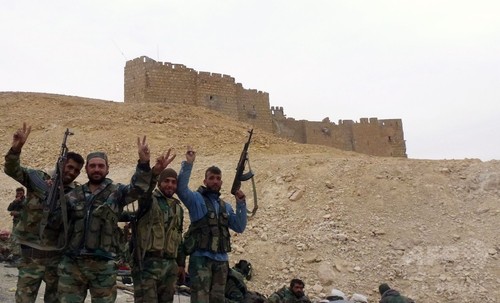 シリア政府軍、ISからパルミラを奪還「象徴的大勝利」 シリア政府軍、ISからパルミラを奪還「象徴的大勝利」