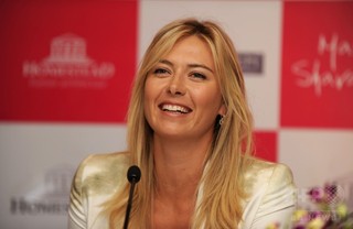 シャラポワ氏、マンション建設めぐる詐欺疑惑で捜査対象に インド シャラポワ氏、マンション建設めぐる詐欺疑惑で捜査対象に インド