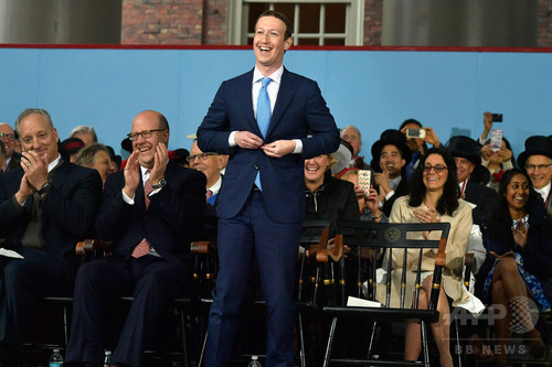 FBザッカーバーグCEO、中退したハーバード大から名誉博士号 FBザッカーバーグCEO、中退したハーバード大から名誉博士号