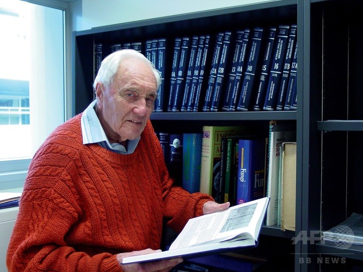 104歳のオーストラリア人科学者、自ら命を絶つため来月スイスへ 104歳のオーストラリア人科学者、自ら命を絶つため来月スイスへ