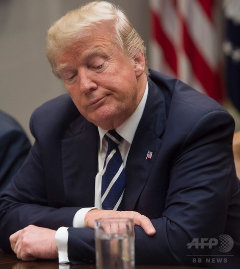 トランプ氏、1時間で見解一転 情報監視法を批判後に称賛 トランプ氏、1時間で見解一転 情報監視法を批判後に称賛