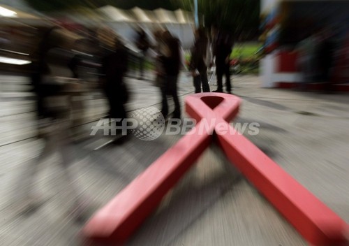 HIV感染者、約3人に1人が「感染気づかず」 欧州連合 HIV感染者、約3人に1人が「感染気づかず」 欧州連合