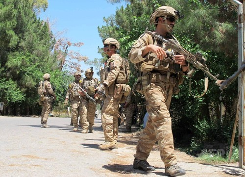 アフガン軍、「幽霊兵士」なお数万人存在か 汚職の解決遠く アフガン軍、「幽霊兵士」なお数万人存在か 汚職の解決遠く