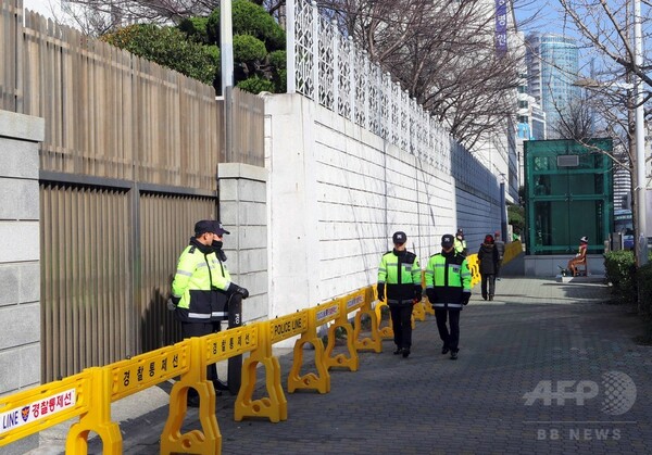 日本政府、駐韓大使らの一時帰国発表 釜山の少女像設置を受け