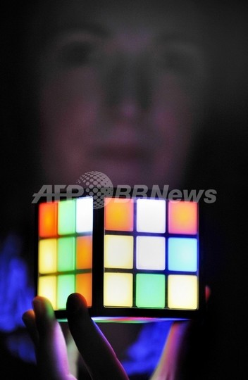 ルービックキューブは20手以内で必ず解ける、数学者チームが特定 ルービックキューブは20手以内で必ず解ける、数学者チームが特定