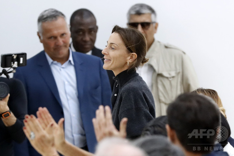 フィービー・ファイロ、「セリーヌ」を去る フィービー・ファイロ、「セリーヌ」を去る