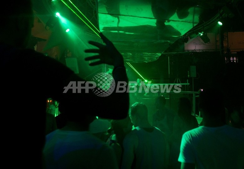 バイアグラとドラッグを摂取か、乱交パーティーで男性死亡 バイアグラとドラッグを摂取か、乱交パーティーで男性死亡