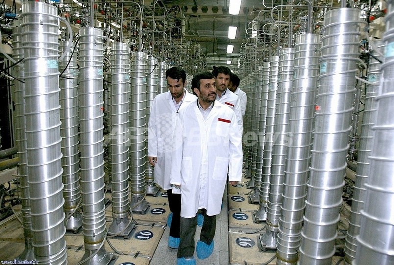 イラン大統領、「遠心分離器6000基をすでに導入」 イラン大統領、「遠心分離器6000基をすでに導入」