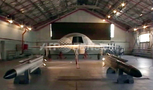 ロシア、無人爆撃機「Skat」の模型を披露 ロシア、無人爆撃機「Skat」の模型を披露