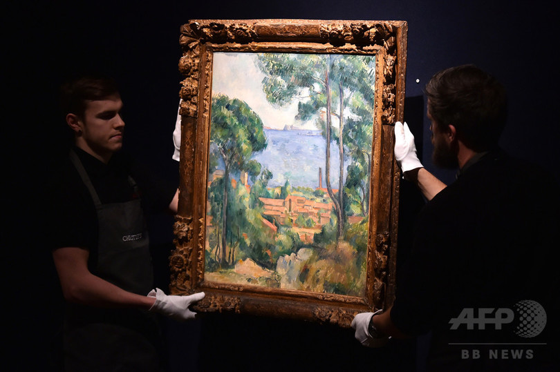 セザンヌの風景画、24億円で落札 英競売 セザンヌの風景画、24億円で落札 英競売