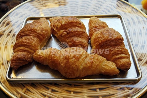 パリ近郊のパン屋で連続「クロワッサン」強盗、フランス パリ近郊のパン屋で連続「クロワッサン」強盗、フランス