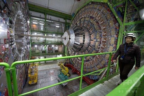 【CERN】「ヒッグス粒子」実証のハドロン加速器、改修作業が大詰め スイス