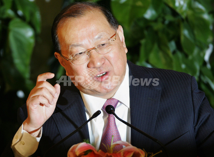 中国財政相、金人慶氏が辞任、後任は謝旭人氏 中国財政相、金人慶氏が辞任、後任は謝旭人氏