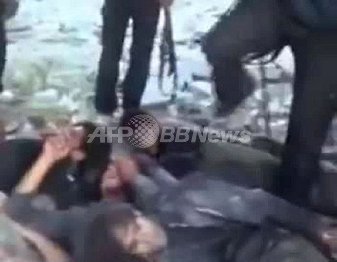 シリア反体制派が要所制圧、政府軍兵士を「処刑」か シリア反体制派が要所制圧、政府軍兵士を「処刑」か