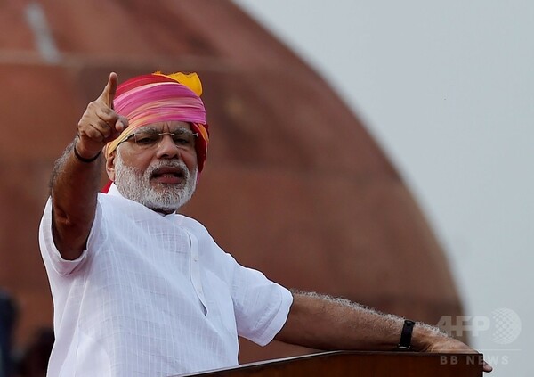 インド首相、過去2年間でトイレ2000万か所を新設と発表