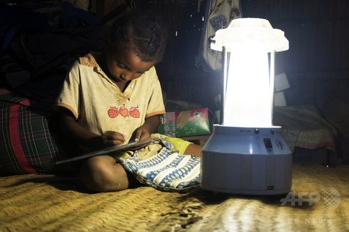 マダガスカルの漁村で太陽光発電、村の安全性も向上 マダガスカルの漁村で太陽光発電、村の安全性も向上