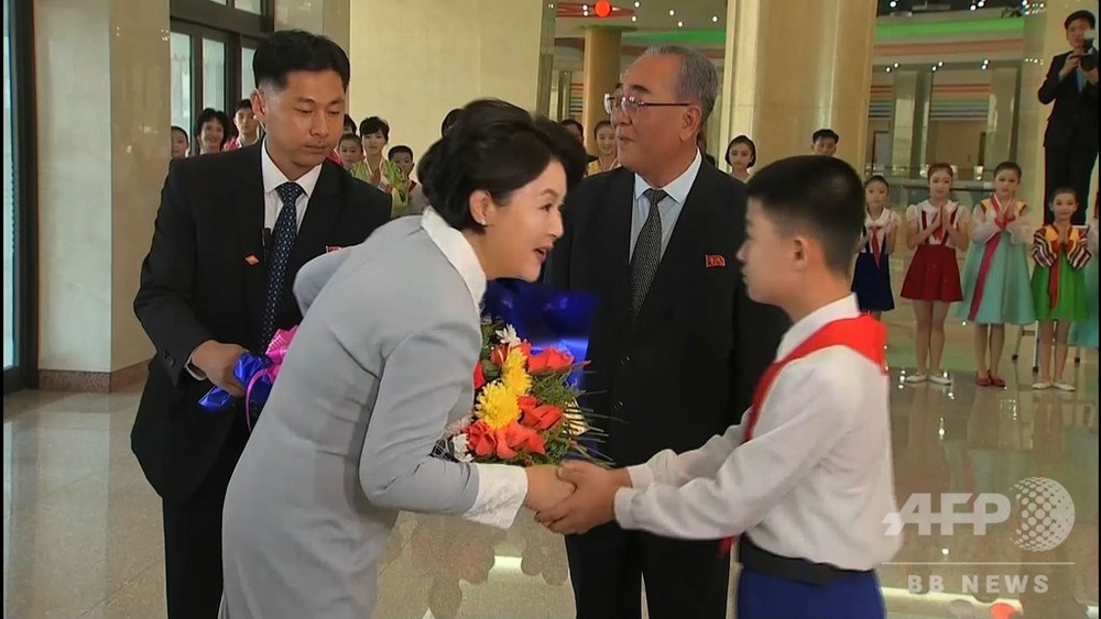 動画:訪朝の韓国大統領夫人、学生少年宮殿へ 子どもらパフォーマンス披露