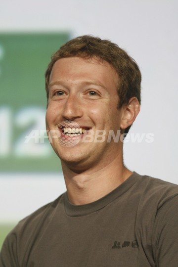 フェイスブックCEO、420億円相当の株を慈善事業に寄付 フェイスブックCEO、420億円相当の株を慈善事業に寄付
