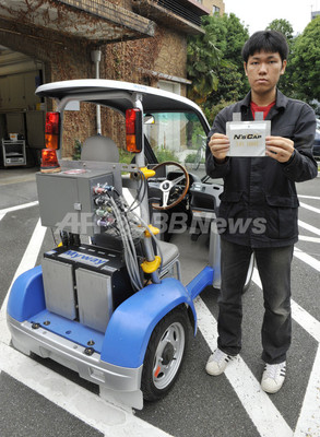 充電30秒で20分、キャパシタだけで走る電気自動車の試作品 充電30秒で20分、キャパシタだけで走る電気自動車の試作品