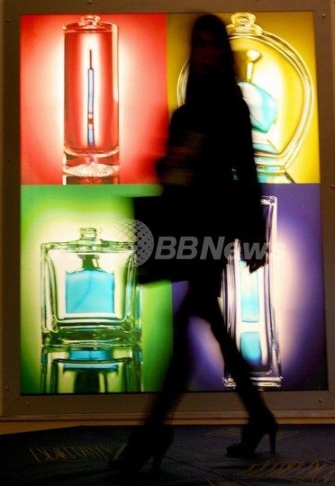台頭する「コピー香水」と闘う香水・香料業界 台頭する「コピー香水」と闘う香水・香料業界