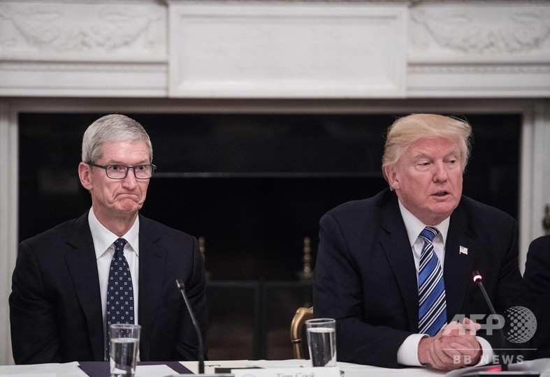 iPhone「米国で生産して」 トランプ氏、アップルに注文 iPhone「米国で生産して」 トランプ氏、アップルに注文